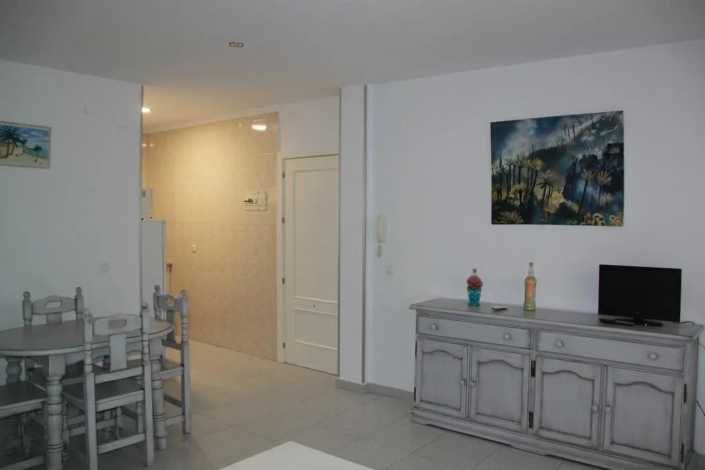Apartamentos El Yunque- Solo Familias Conil De La Frontera